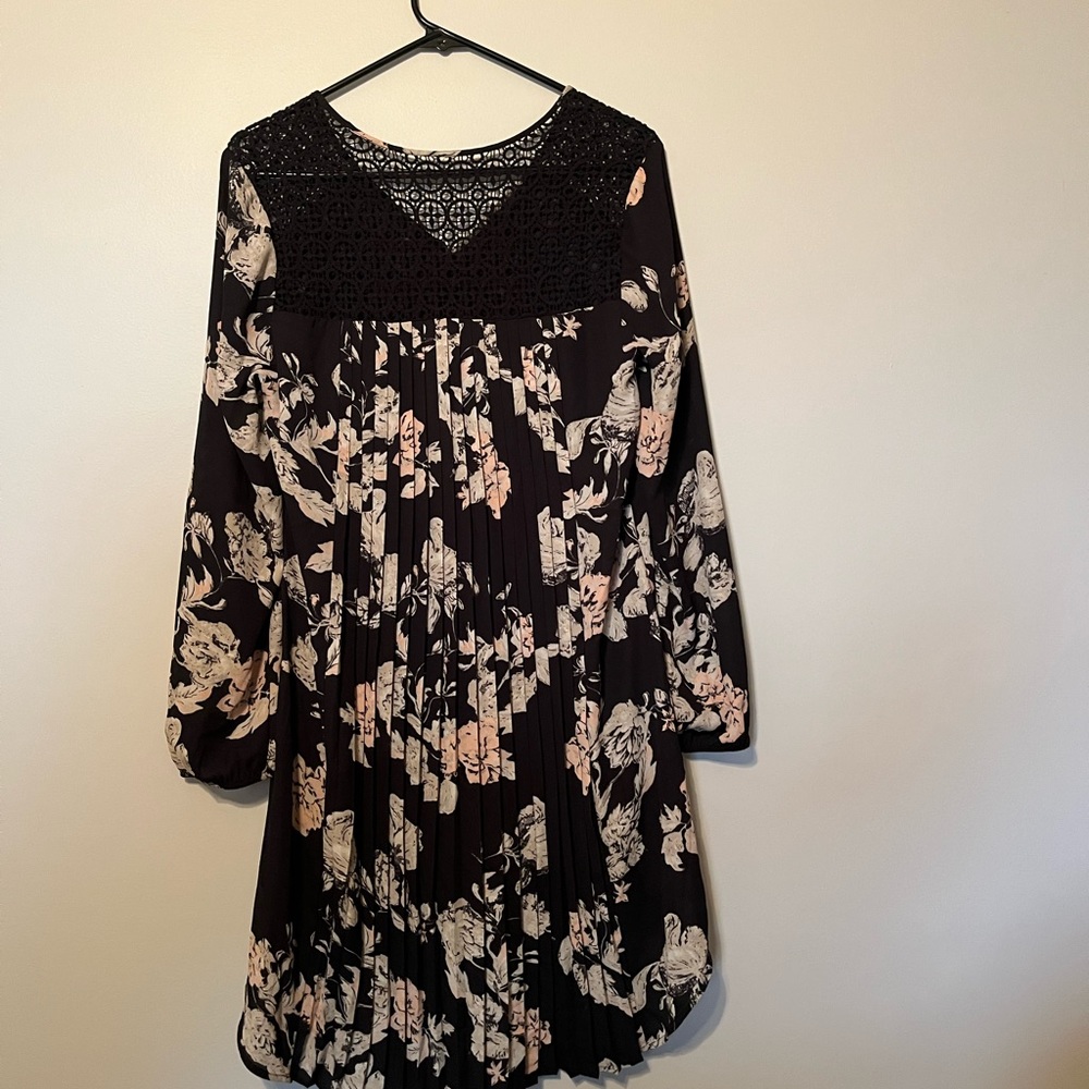 Long sleeve floral dress
